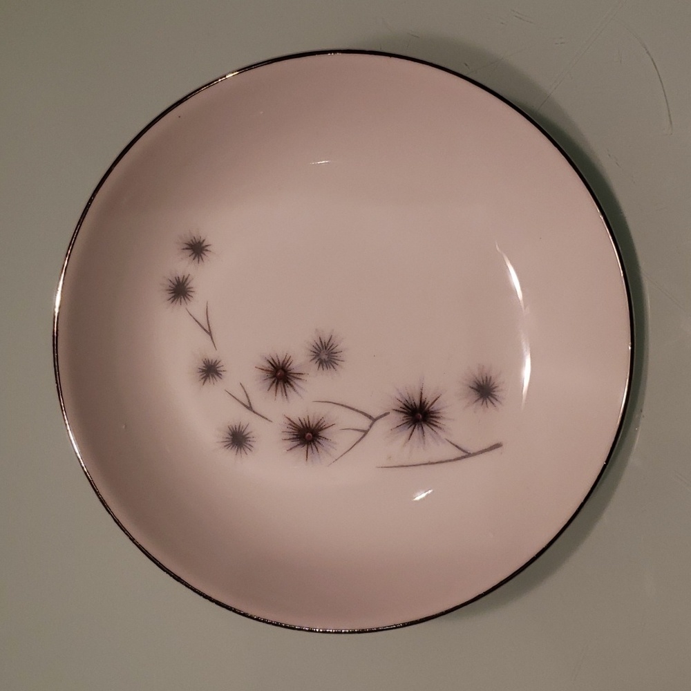 Creative Platinum Star Burst Plate